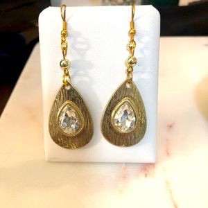 Gold Teardrop Rhinestone Earrings NWOT